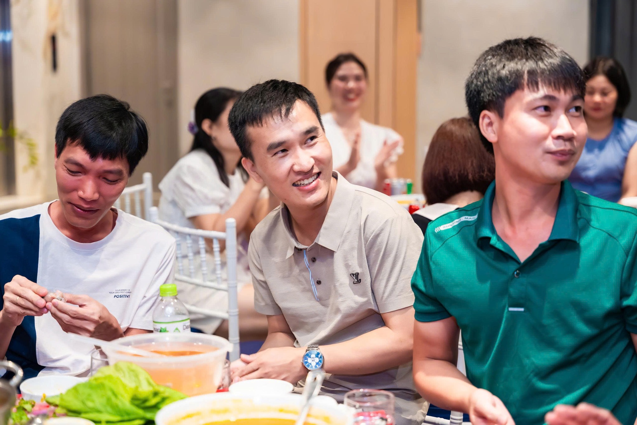 Giám đốc Nguyễn Duy Thanh (Giữa)